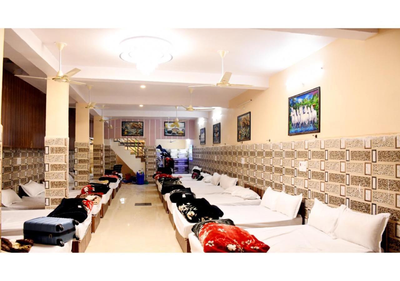 Tirupati Balaji Inn Bageshwar Dham Basari Luaran gambar