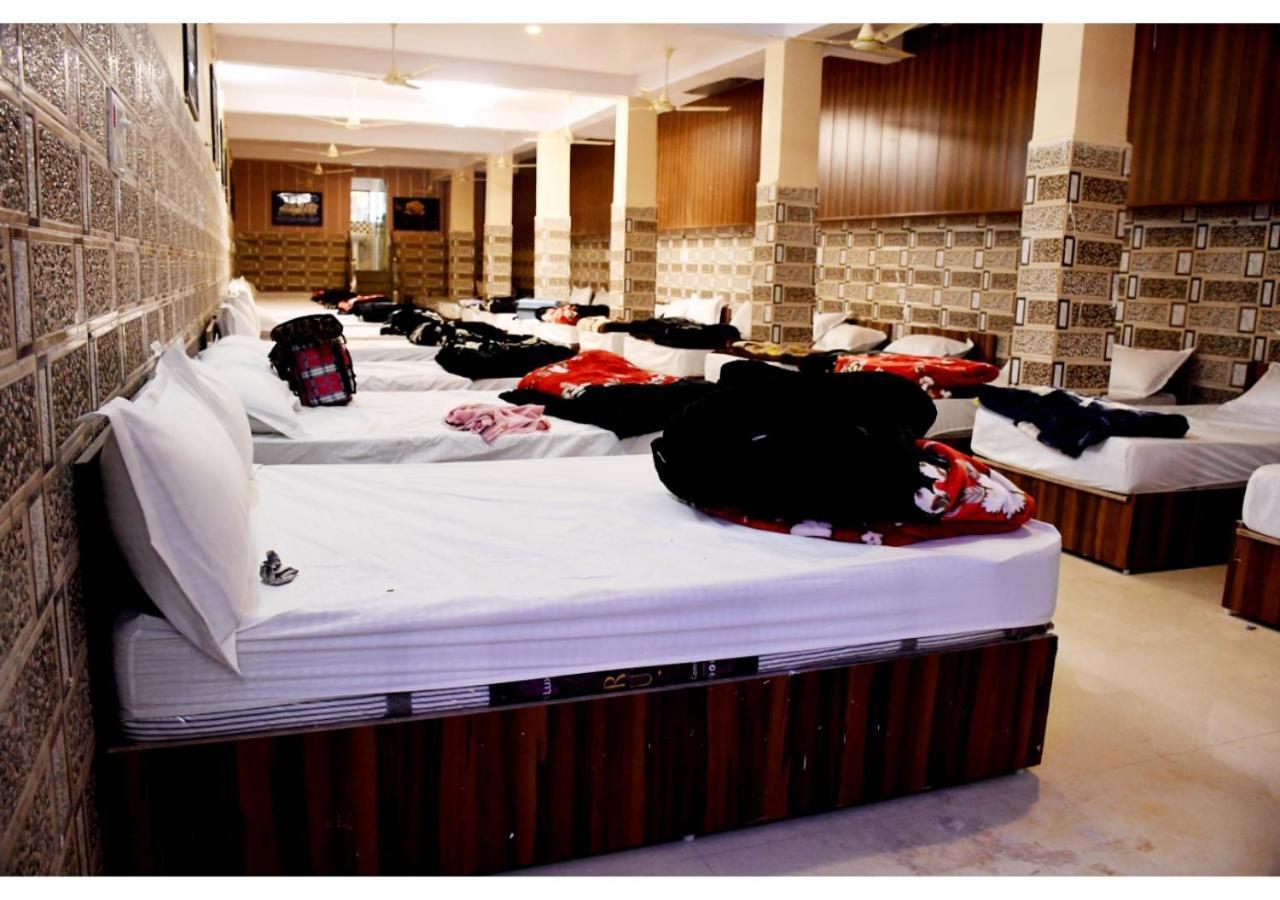 Tirupati Balaji Inn Bageshwar Dham Basari Luaran gambar