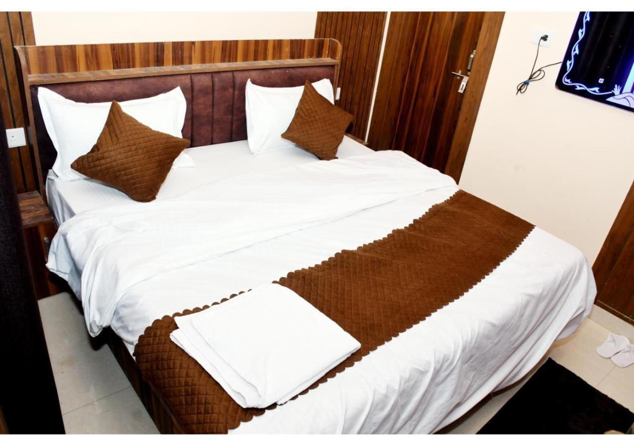 Tirupati Balaji Inn Bageshwar Dham Basari Luaran gambar