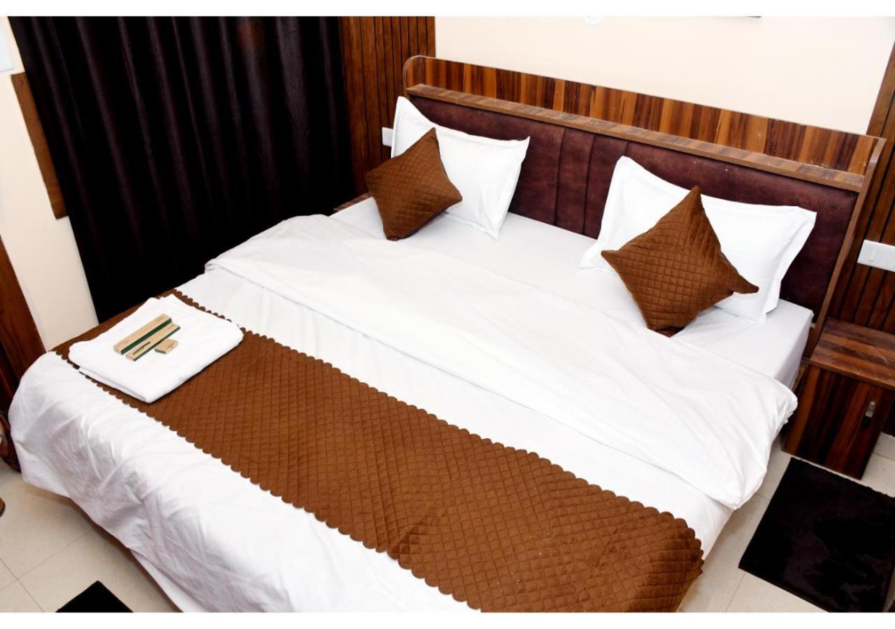 Tirupati Balaji Inn Bageshwar Dham Basari Luaran gambar